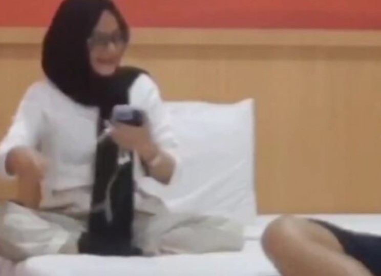 Viral Mahsiswi Hijab Open Bo Cuman Sekali Mahal Banget